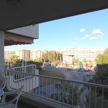 Zeus Mercurio Basic Salou Bagian luar foto
